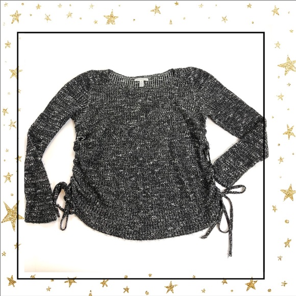 American Eagle Outfitters Sweaters - American Eagle Women’s Lg Grey knit sweater